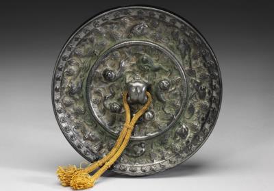 图片[2]-Bronze mirror with lions and grapevines, high Tang dynasty, 8th century-China Archive